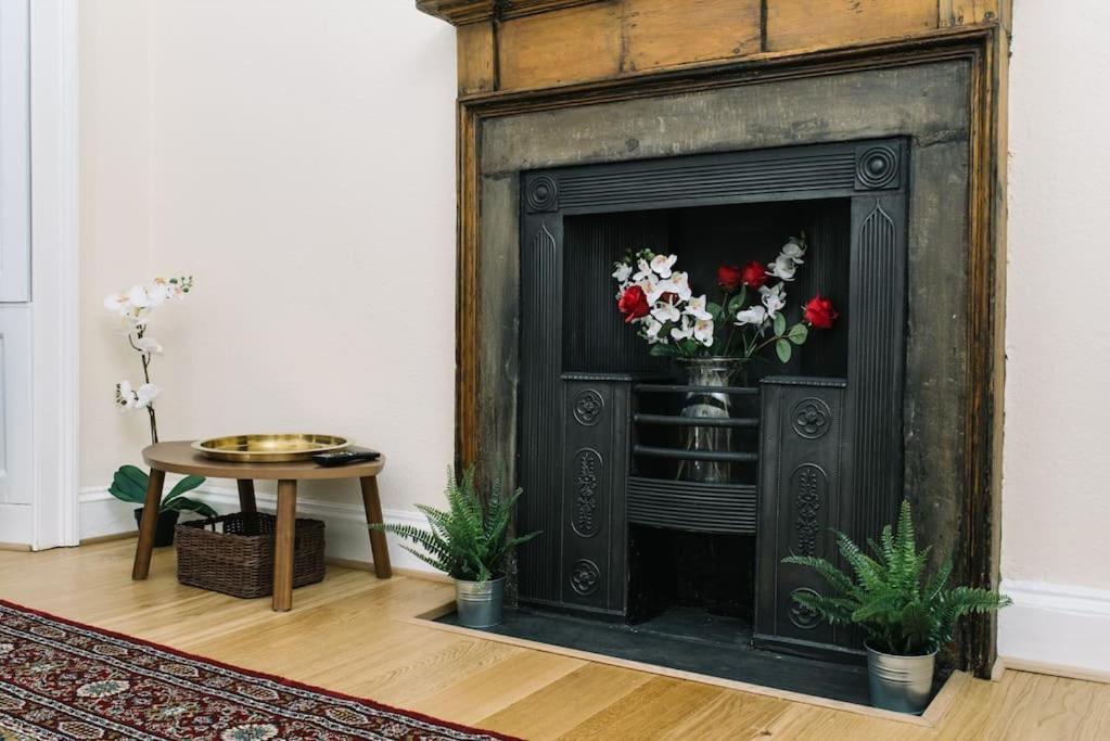 Апартаменты Charm & Character On Historic Rose Street Эдинбург Экстерьер фото