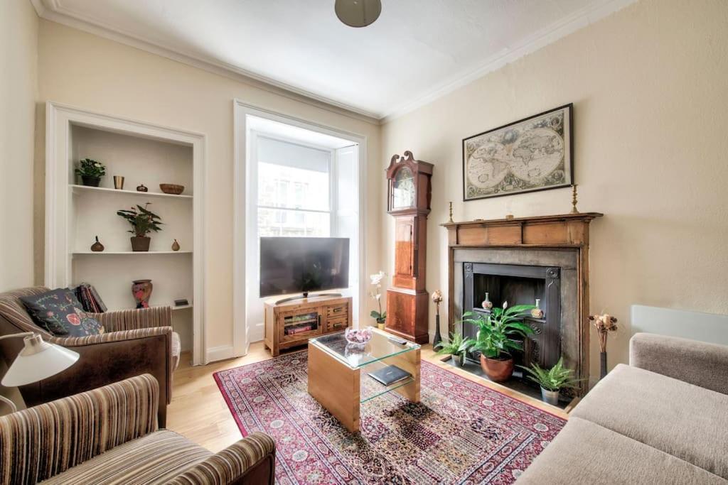 Апартаменты Charm & Character On Historic Rose Street Эдинбург Экстерьер фото